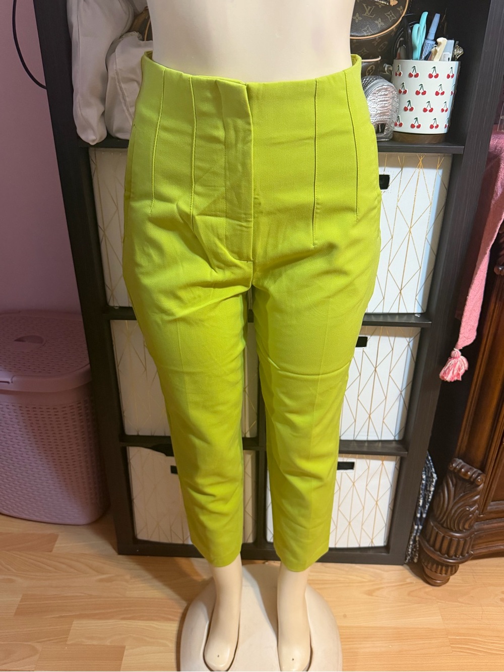 Zara Neon Lime Cropped High-Waist Slim Pants